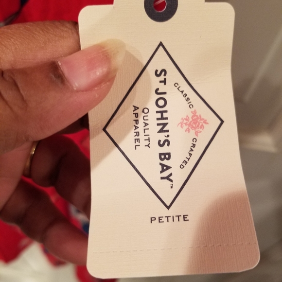 - St. John's Bay Red Flowery Dress/Blouse - Picture 5 of 11